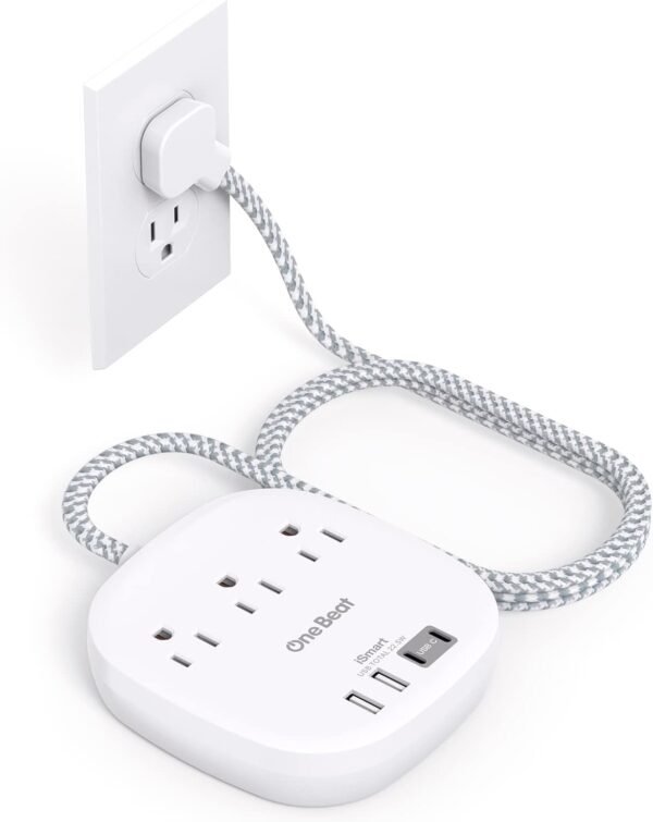 One Beat Flat Plug Power Strip, 5ft Flat Extension Cord, 3 Outlets 4 USB Ports (2 USB C) 22.5W/4.5A Desktop Charging Station Power Strip No Surge Protection, Cruise Ship Dorm Room Travel Essentials